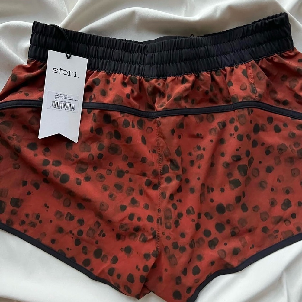 NWT Stori Athletic Shorts ✨ - Picture 5 of 5
